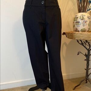 Ann Taylor LOFT Black Curvy Crop pants size 4
